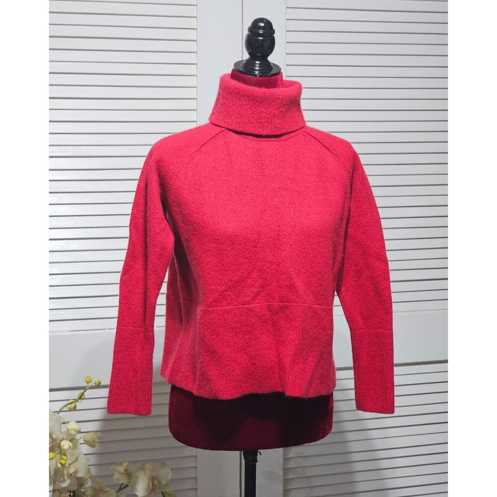 Athleta Alpine Women's Red Cashmere Extra Fine Merino Wool  Sweater Size S 2893